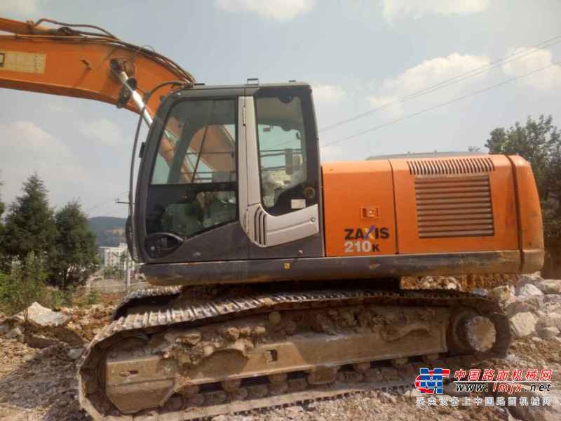 贵州出售转让二手8000小时2010年日立zx210h挖掘机