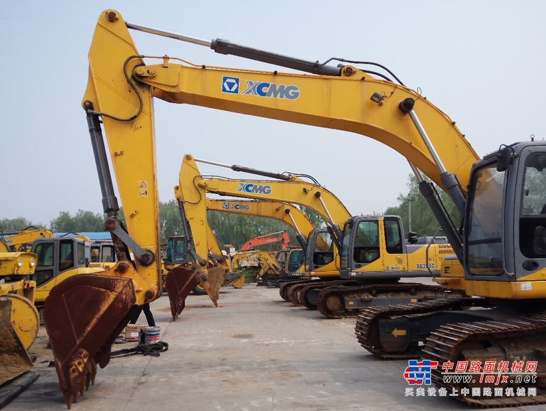 山西出售转让二手861小时2012年徐工xe260c挖掘机
