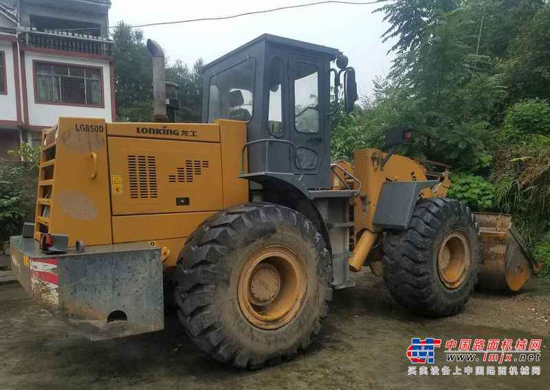 贵州出售转让二手5600小时2014年龙工lg850d装载机