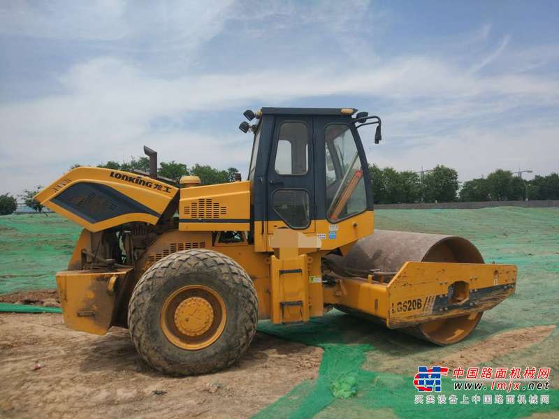 陕西出售转让二手5800小时2011年龙工lg520b单钢轮压路机