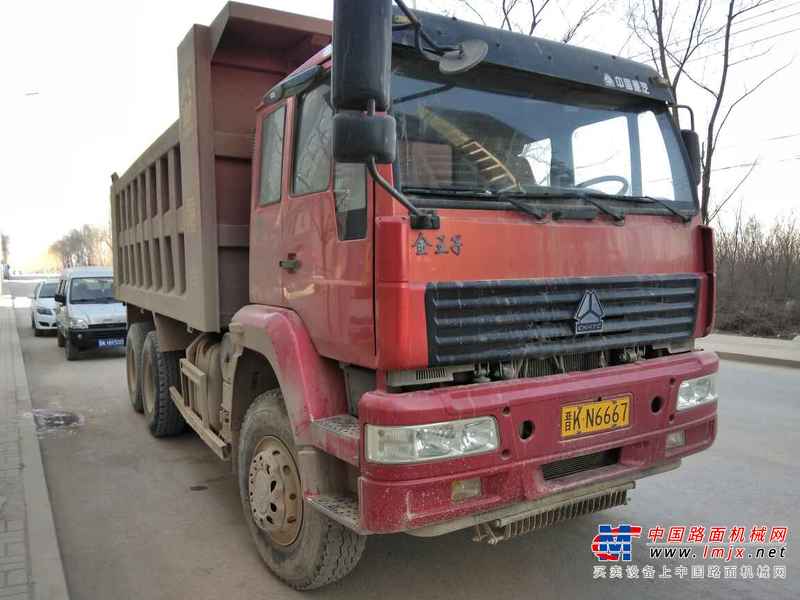 山西出售转让二手2010年中国重汽金王子zz3311n4661c1自卸车