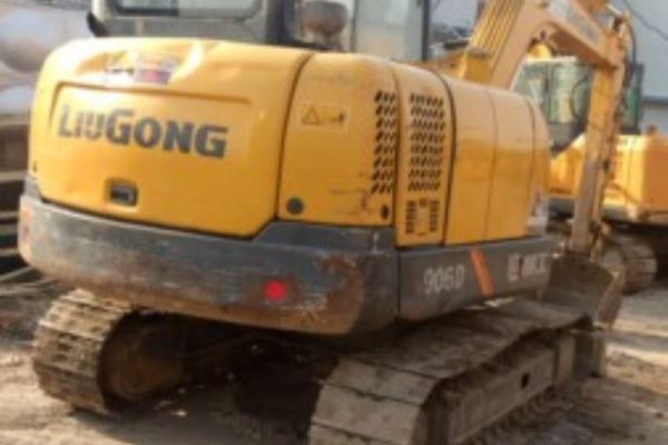 晋中市出售转让二手2015年柳工CLG906D挖掘机