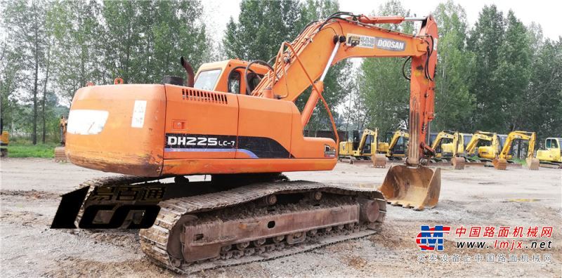 石家庄市出售转让二手2010年斗山DH220LC-7挖掘机
