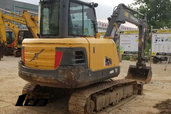 武汉市出售转让二手2011年沃尔沃EC60C挖掘机