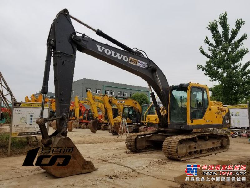 武汉市出售转让二手2013年沃尔沃EC210B挖掘机