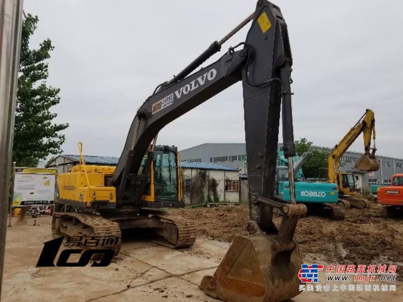 武汉市出售转让二手2013年沃尔沃EC210B挖掘机