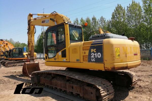 德州市出售转让二手2011年小松PC210LC-8挖掘机