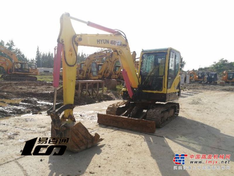 成都市出售转让二手2010年现代R60-9挖掘机