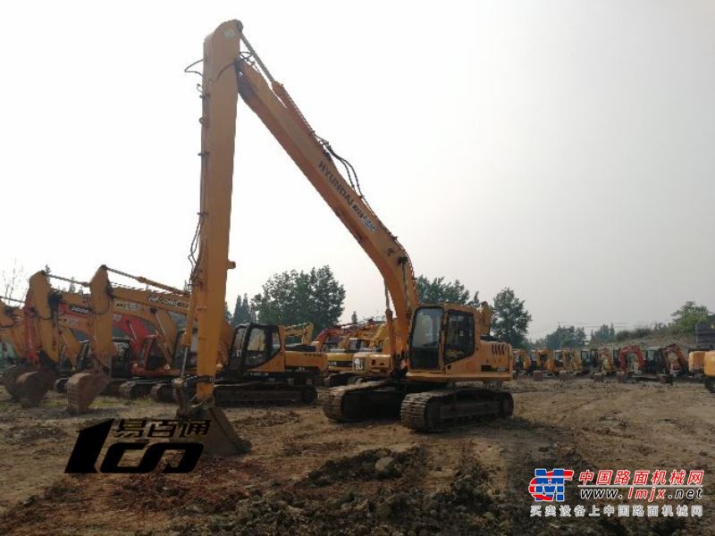 成都市出售转让二手2004年现代R225LC-7挖掘机