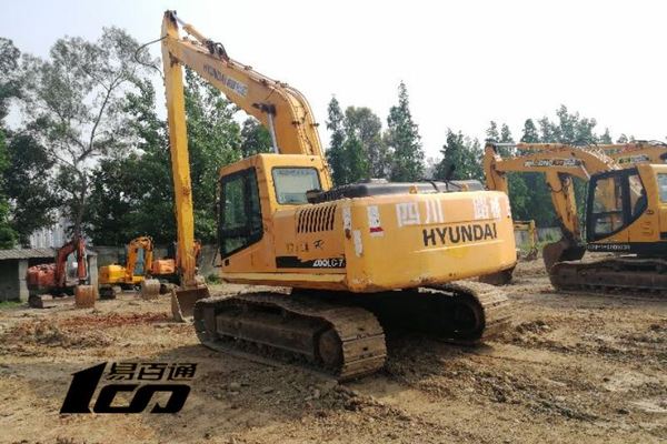成都市出售转让二手2004年现代R225LC-7挖掘机