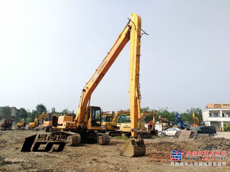 成都市出售转让二手2004年现代R225LC-7挖掘机