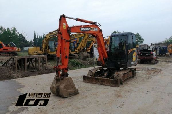 成都市出售转让二手2010年斗山DH60-7挖掘机