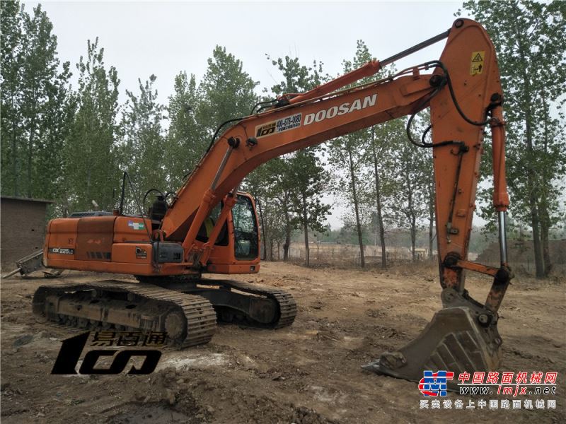 石家庄市出售转让二手2007年斗山DX225LC挖掘机