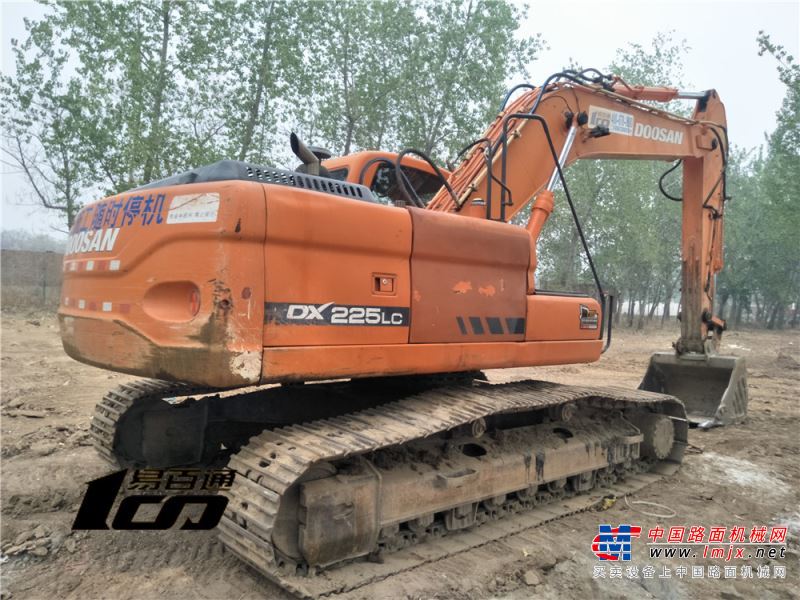 石家庄市出售转让二手2007年斗山DX225LC挖掘机