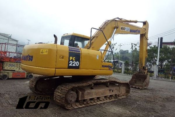 福州市出售转让二手2005年小松PC200-7挖掘机