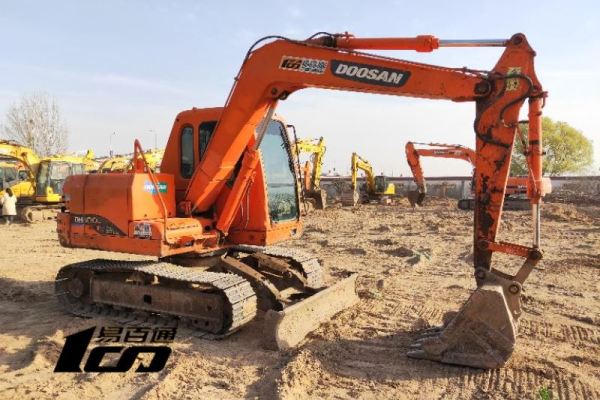 郑州市出售转让二手2011年斗山DH80GOLD挖掘机