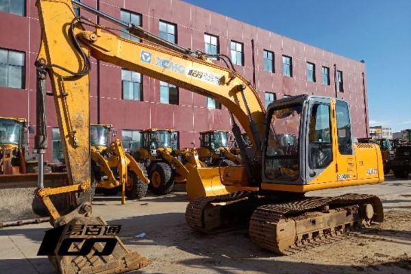 贵阳市出售转让二手2012年徐工XE150D挖掘机
