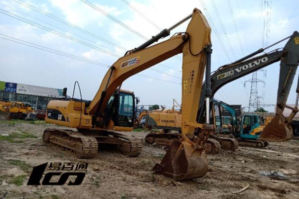 北京出售转让二手4612小时2012年卡特320D挖掘机