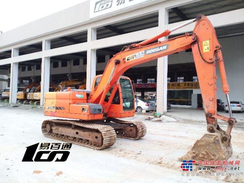福州市出售转让二手2012年斗山DX150LC挖掘机