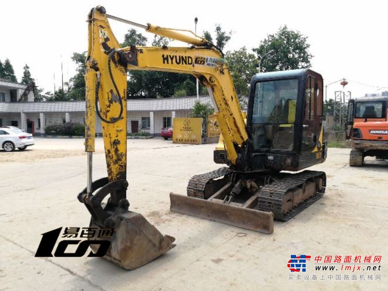 成都市出售转让二手2010年现代R60-7挖掘机