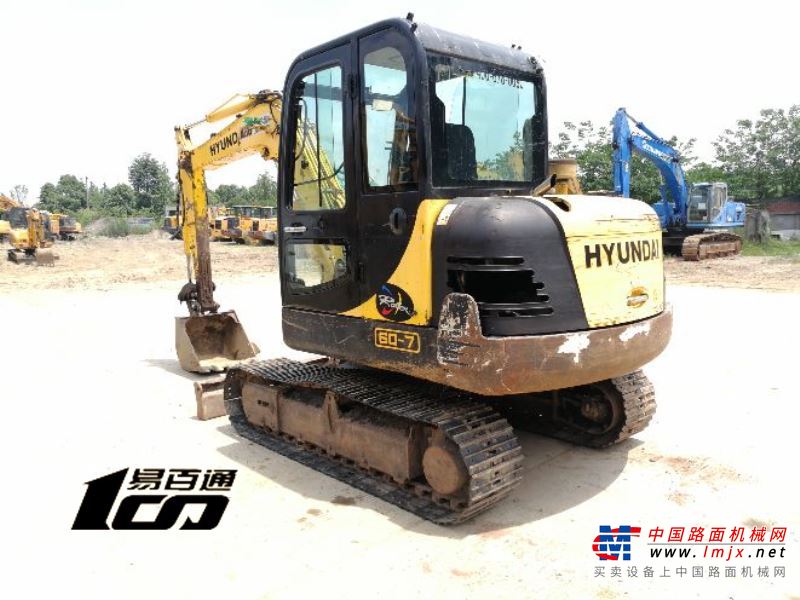 成都市出售转让二手2010年现代R60-7挖掘机