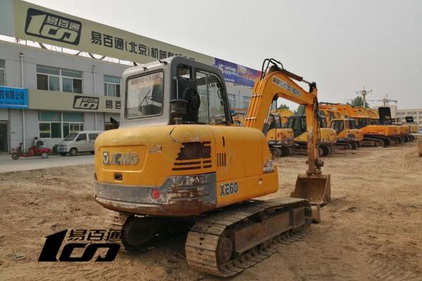 济南市出售转让二手10984小时2012年徐工XE60挖掘机