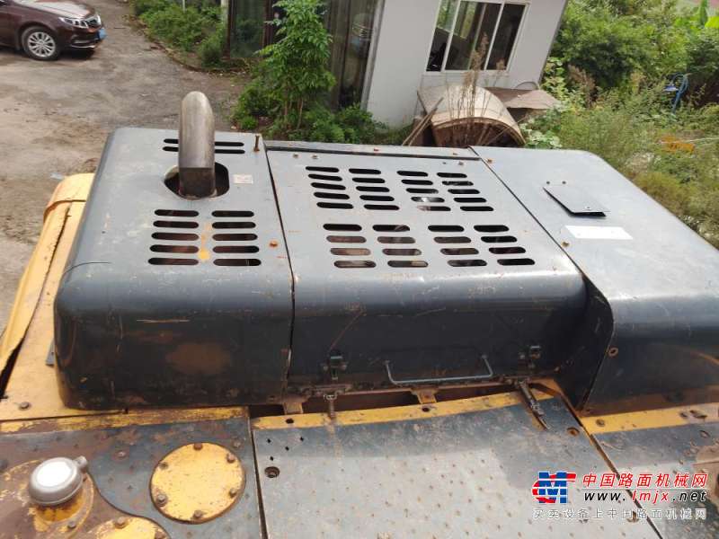 重庆出售转让二手9000小时2011年现代R385LC挖掘机