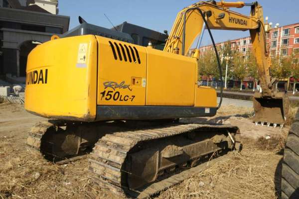 吉林出售转让二手4521小时2011年现代R150LC挖掘机