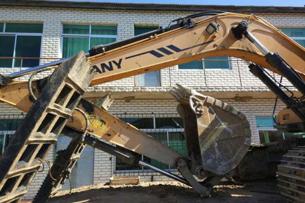 吉林出售转让二手5012小时2011年三一重工SY135挖掘机