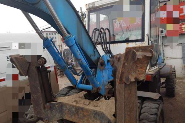 内蒙古出售转让二手5000小时2010年愚公机械轮挖YG4挖掘机