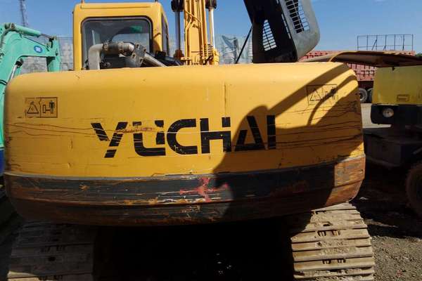 内蒙古出售转让二手6000小时2011年玉柴YC135挖掘机