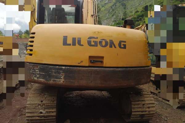 四川出售转让二手7863小时2010年柳工CLG908C挖掘机