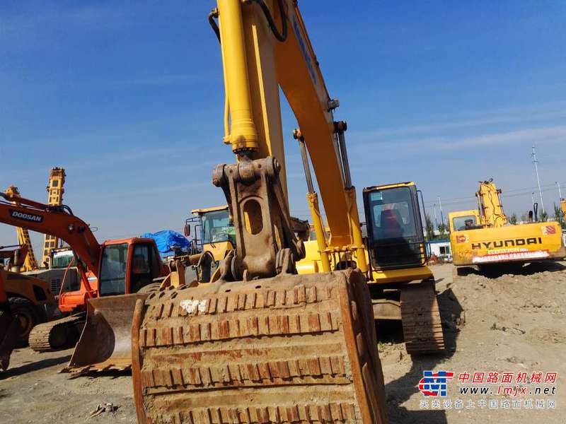 内蒙古出售转让二手12000小时2012年小松PC360挖掘机