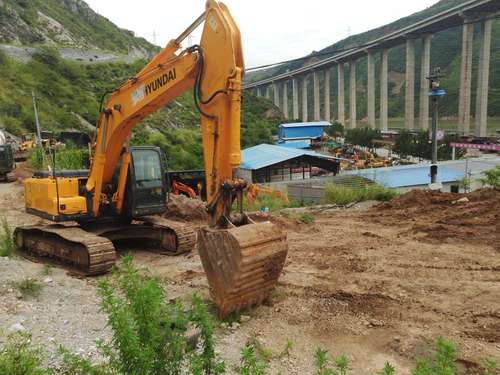 四川出售转让二手9574小时2009年现代R225LC挖掘机