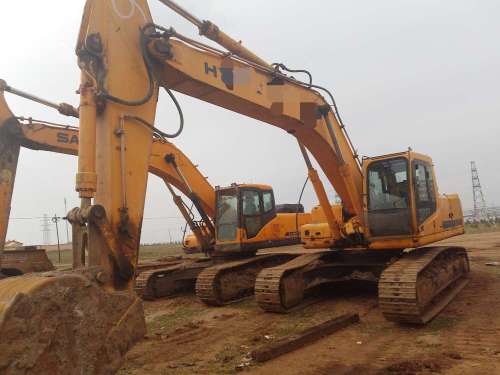内蒙古出售转让二手8000小时2008年现代R335挖掘机