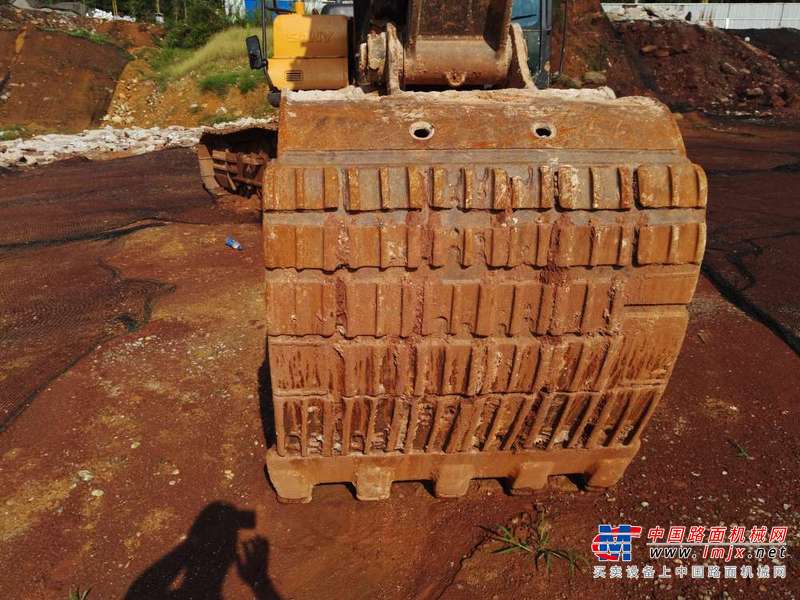 四川出售转让二手4318小时2013年三一重工SY235C挖掘机
