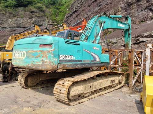 四川出售转让二手8000小时2011年神钢SK260LC挖掘机
