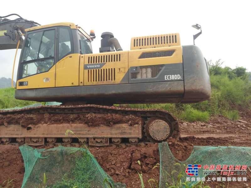 四川出售转让二手4623小时2013年沃尔沃EC380DL挖掘机