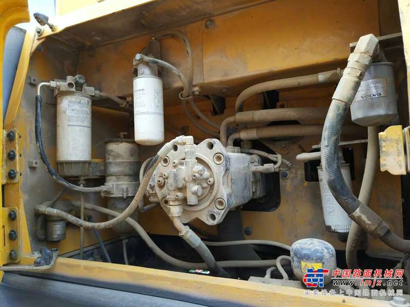 甘肃出售转让二手4500小时2013年沃尔沃EC250DL挖掘机