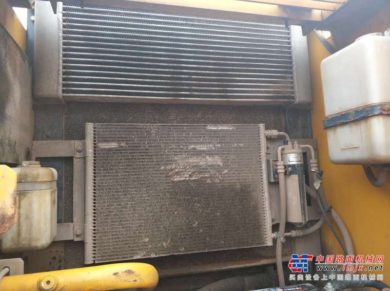 山东出售转让二手3000小时2012年徐工XE260C挖掘机
