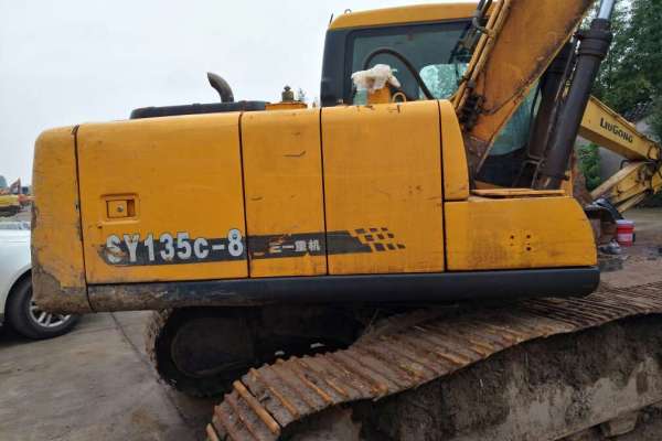 四川出售转让二手11000小时2011年三一重工SY135C挖掘机