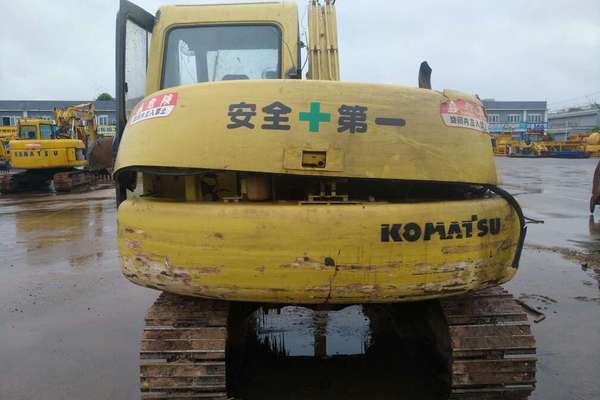 四川出售转让二手12000小时2007年小松PC60挖掘机