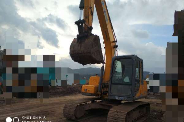 云南出售转让二手7612小时2010年徐工XE150挖掘机