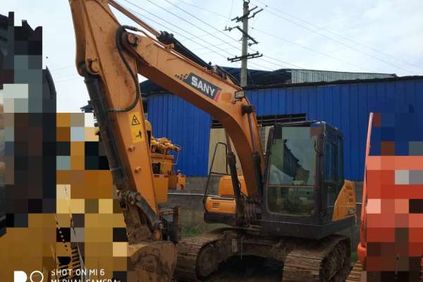 云南出售转让二手1218小时2015年三一重工SY115C挖掘机