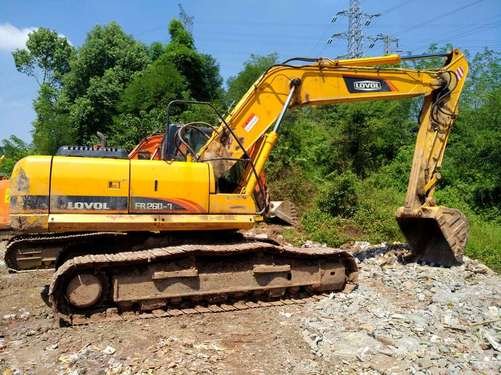 四川出售转让二手10500小时2011年福田雷沃FR260挖掘机