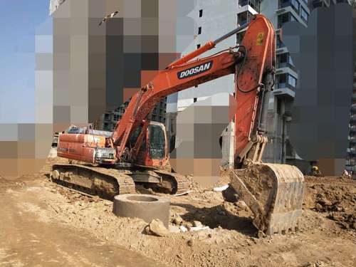 山西出售转让二手7000小时2011年斗山DH300LC挖掘机