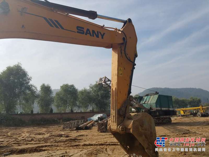 陕西出售转让二手7000小时2011年三一重工SY305C挖掘机