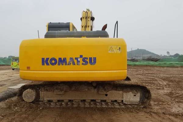 山东出售转让二手9852小时2010年小松PC220挖掘机