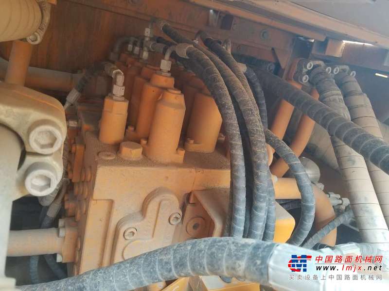 陕西出售转让二手2000小时2015年三一重工SY285C挖掘机
