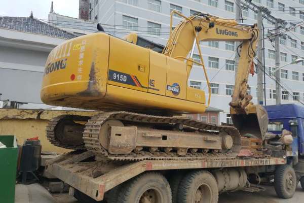 陕西出售转让二手1300小时2016年柳工CLG915D挖掘机